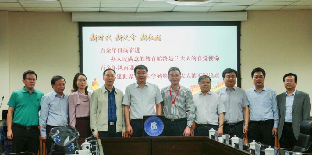 https://kjc.jxust.edu.cn/__local/2/48/70/E354D5FA1DA5282E31B684E9E0D_6B5180AD_11332.jpg