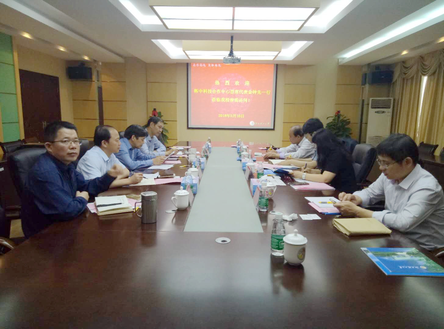 https://kjc.jxust.edu.cn/__local/9/FC/AE/9ACC993903B7779B6666E36AF18_DF976E4D_79DBD.jpg